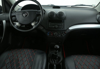 Подержанный автомобиль Ravon Nexia R3 2018 года (12 фото)