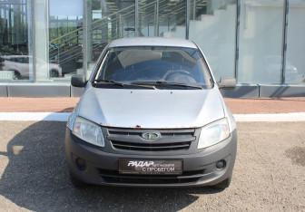 Подержанный автомобиль LADA (ВАЗ) Granta Sedan 2012 года (2 фото)