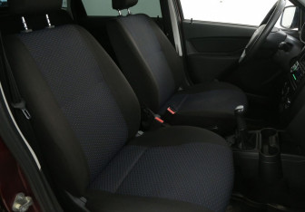 Подержанный автомобиль LADA (ВАЗ) Granta Sedan 2012 года (10 фото)