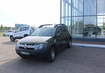 Подержанный автомобиль Renault Duster 2019 года (3 фото)