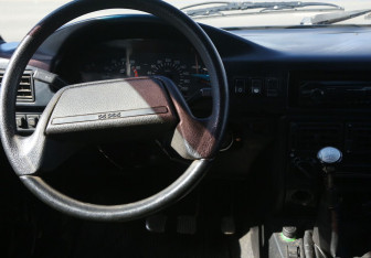 Подержанный автомобиль ИЖ 2126 «Ода» 2003 года (14 фото)