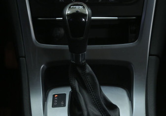 Подержанный автомобиль Ford Mondeo Sedan 2013 года (15 фото)