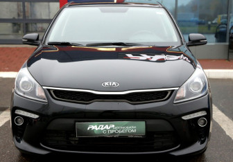 Подержанный автомобиль Kia Rio Sedan 2017 года (2 фото)
