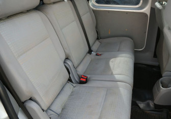 Подержанный автомобиль Volkswagen Caddy Compactvan 2007 года (11 фото)