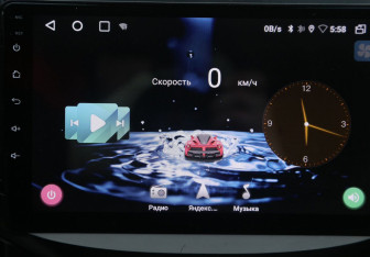 Подержанный автомобиль Chevrolet Cruze Hatchback 2014 года (15 фото)