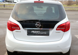 Подержанный автомобиль Opel Meriva 2012 года (5 фото)