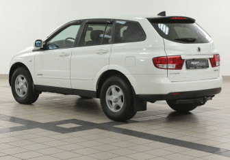 Подержанный автомобиль SsangYong Kyron 2014 года (2 фото)
