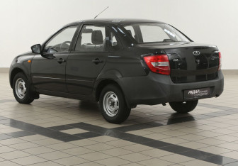 Подержанный автомобиль LADA (ВАЗ) Granta Sedan 2015 года (2 фото)