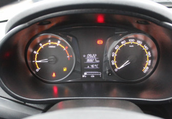 Подержанный автомобиль LADA (ВАЗ) Granta Sedan 2023 года (14 фото)