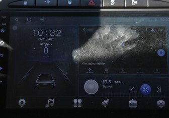 Подержанный автомобиль Peugeot 308 Hatchback 2011 года (15 фото)