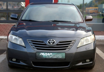 Подержанный автомобиль Toyota Camry Sedan 2008 года (2 фото)