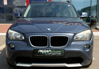Подержанный автомобиль BMW X1 2012 года (2 фото)