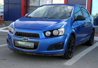 Подержанный автомобиль Chevrolet Aveo Sedan 2012 года (3 фото)