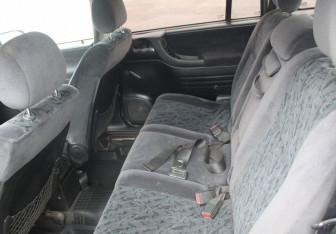 Подержанный автомобиль Opel Zafira Compactvan 2002 года (12 фото)