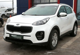 Подержанный автомобиль Kia Sportage 2016 года (3 фото)