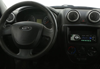 Подержанный автомобиль LADA (ВАЗ) Granta Sedan 2012 года (14 фото)