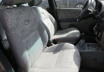 Подержанный автомобиль LADA (ВАЗ) Kalina Sedan 2006 года (10 фото)