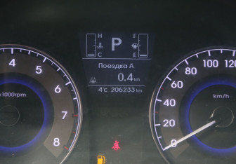 Подержанный автомобиль Hyundai Solaris Sedan 2015 года (18 фото)