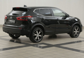 Подержанный автомобиль Nissan Qashqai 2019 года (4 фото)