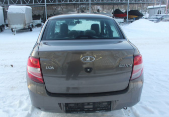 Подержанный автомобиль LADA (ВАЗ) Granta Sedan 2018 года (6 фото)
