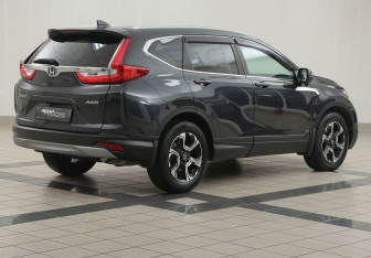 Подержанный автомобиль Honda CR-V 2018 года (4 фото)