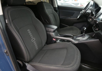 Подержанный автомобиль Kia Sportage 2013 года (10 фото)