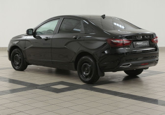 Подержанный автомобиль LADA (ВАЗ) Vesta Sedan 2024 года (2 фото)