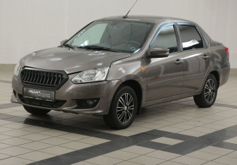 Подержанный автомобиль Datsun on-DO 2015 года (8 фото)