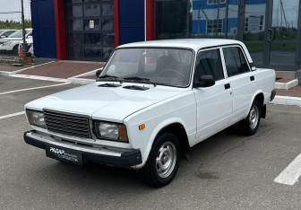 Подержанный автомобиль LADA (ВАЗ) 2107 2011 года (8 фото)