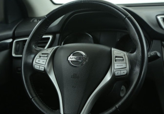 Подержанный автомобиль Nissan Qashqai 2018 года (18 фото)