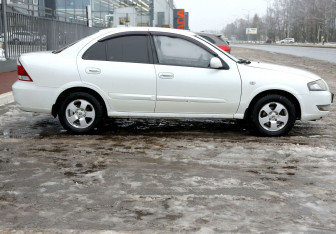 Подержанный автомобиль Nissan Almera Classic 2012 года (7 фото)