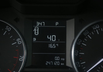 Подержанный автомобиль Skoda Octavia Liftback 2018 года (17 фото)