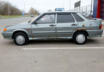 Подержанный автомобиль LADA (ВАЗ) 2115 2011 года (8 фото)