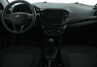 Подержанный автомобиль LADA (ВАЗ) Vesta Wagon 2022 года (12 фото)