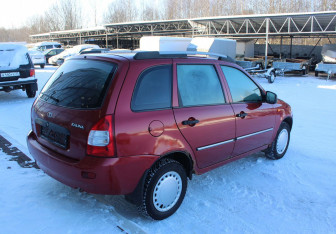 Подержанный автомобиль LADA (ВАЗ) Kalina Wagon 2009 года (7 фото)