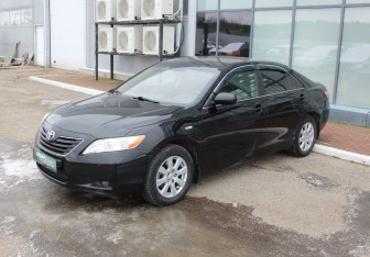 Подержанный автомобиль Toyota Camry Sedan 2008 года (3 фото)
