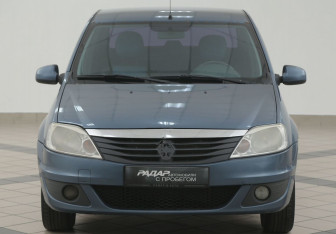 Подержанный автомобиль Renault Logan Sedan 2013 года (6 фото)