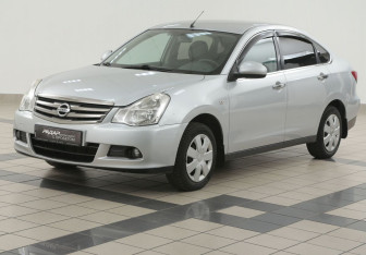 Подержанный автомобиль Nissan Almera Sedan 2014 года (8 фото)