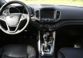 Подержанный автомобиль Chery Tiggo 5 2014 года (12 фото)