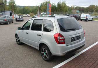 Подержанный автомобиль LADA (ВАЗ) Kalina Wagon 2014 года (5 фото)