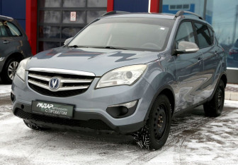 Подержанный автомобиль Changan CS35 2014 года (3 фото)