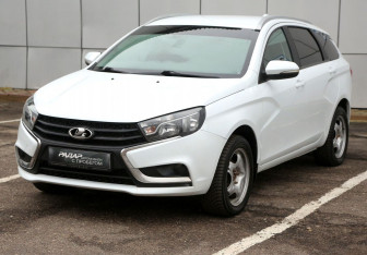 Подержанный автомобиль LADA (ВАЗ) Vesta Wagon 2019 года (3 фото)