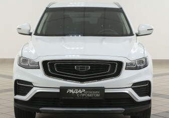 Подержанный автомобиль Geely Atlas Pro 2024 года (6 фото)