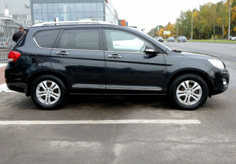 Подержанный автомобиль Great Wall Hover H6 2015 года (7 фото)