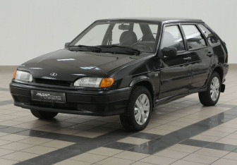 Подержанный автомобиль LADA (ВАЗ) 2114 2011 года (8 фото)