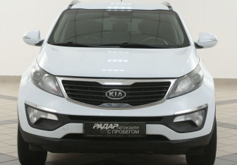Подержанный автомобиль Kia Sportage 2011 года (6 фото)