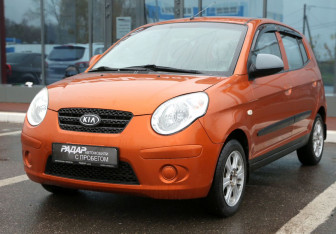 Подержанный автомобиль Kia Picanto 2008 года (3 фото)