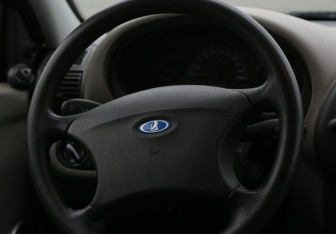 Подержанный автомобиль LADA (ВАЗ) Kalina Sedan 2007 года (16 фото)