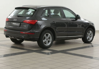Подержанный автомобиль Audi Q5 2013 года (4 фото)
