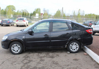 Подержанный автомобиль LADA (ВАЗ) Granta Liftback 2017 года (4 фото)